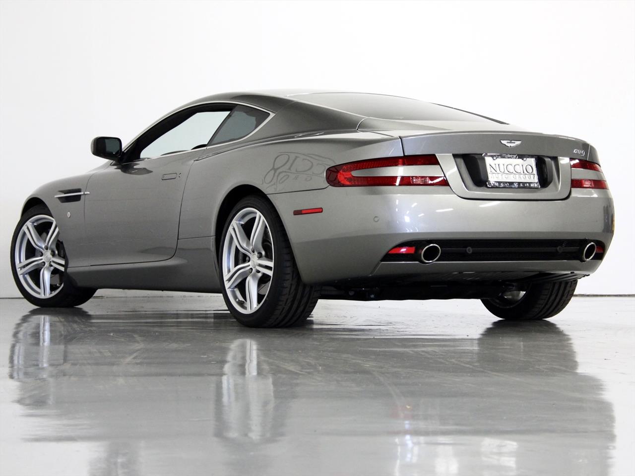 2007 Aston Martin DB9 Coupe