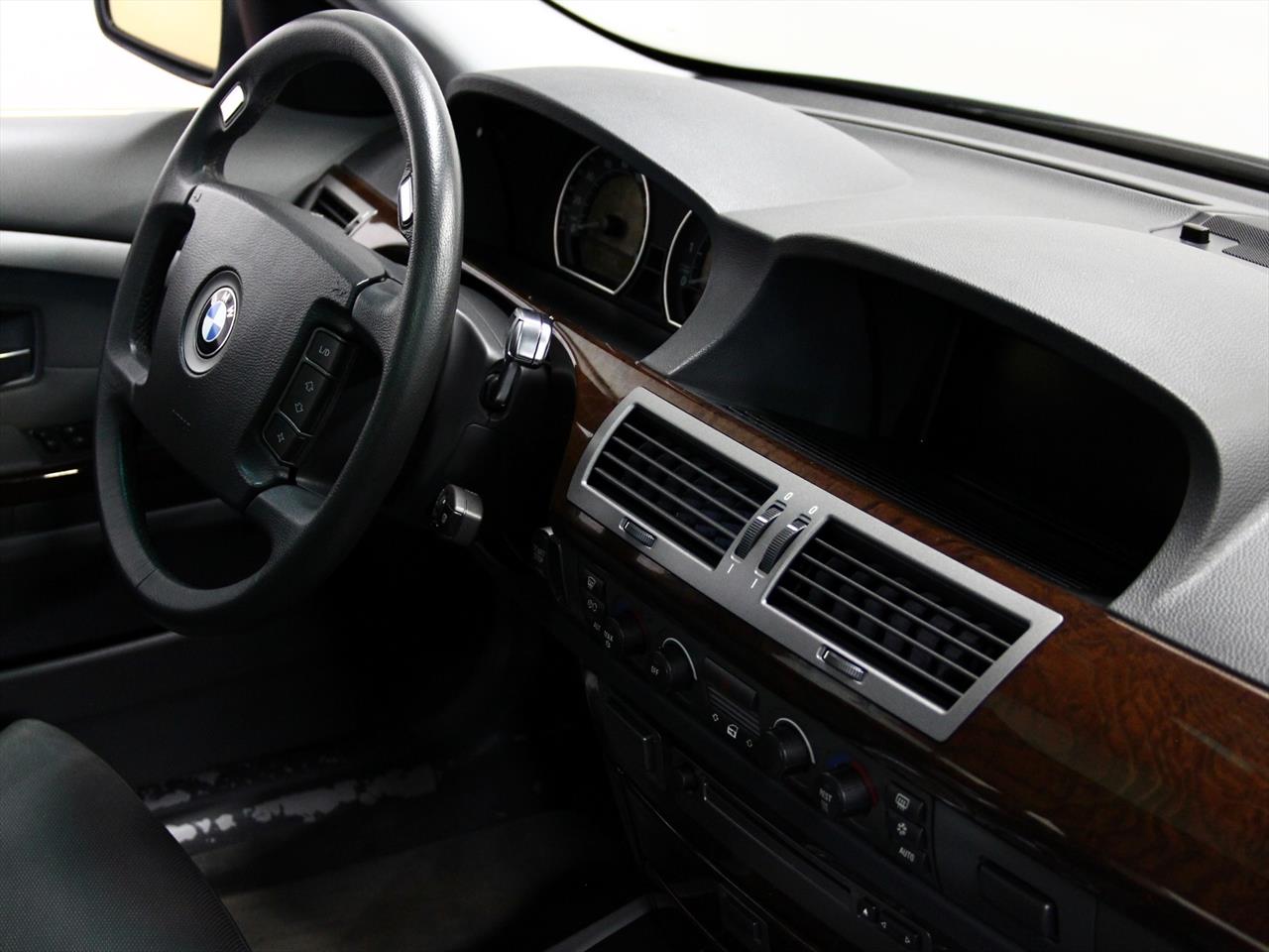 2003 BMW 745LI