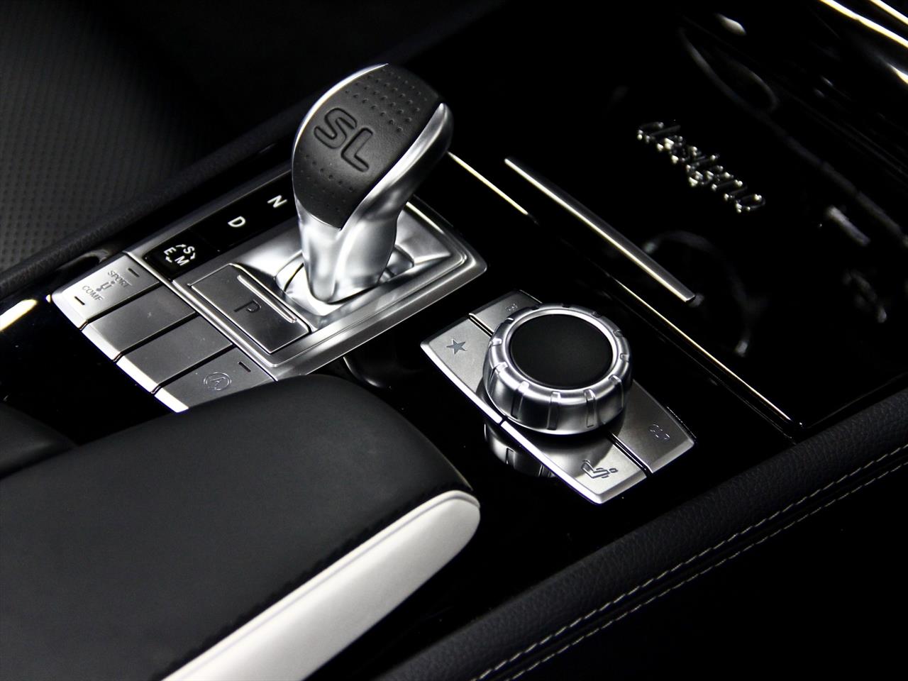 2015 Mercedes Benz SL 550 White Arrow Edition