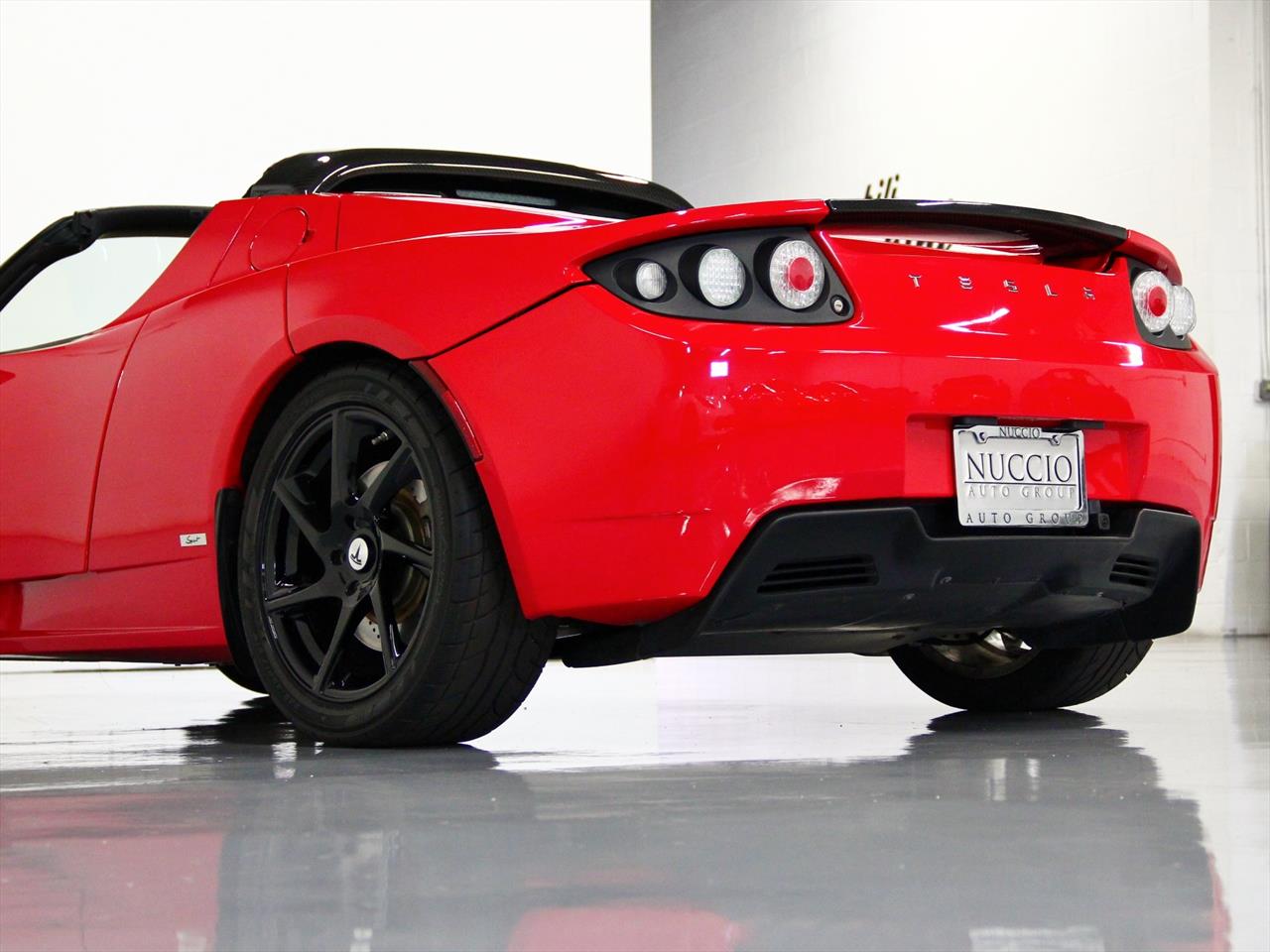 Tesla roadster sport