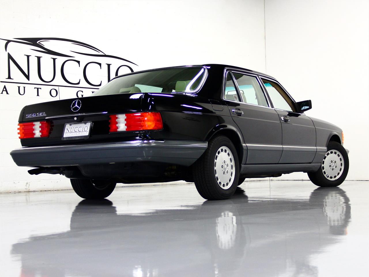 Мерс 560 sel